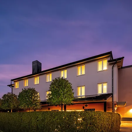 Ahotel Ljubljana-2